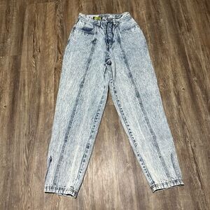 Vintage Bugle Boy Jeans Women's 7 Tapered Front Seam Acid Wash 90s Pinch Waist